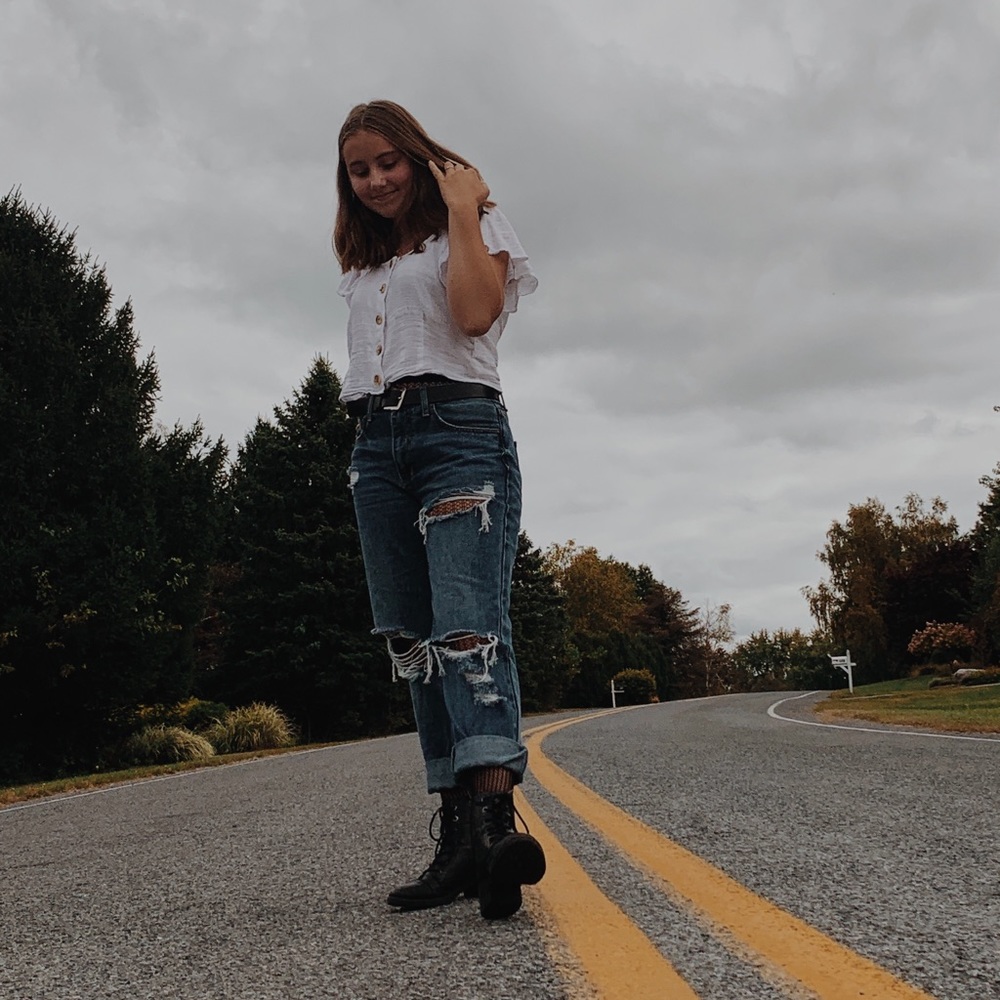 Meet your Posher, Olivia